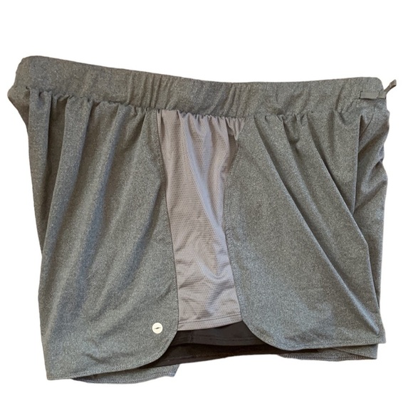 Avia Gray Mesh Panel Lined Work Out Athletic Sweat Shorts Plus Size XXL (20) - Picture 4 of 6